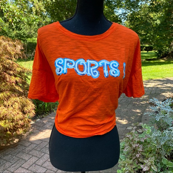 SPORTS! Loose Short-Sleeve Crop T-Shirt for Women - Picture 6 of 10